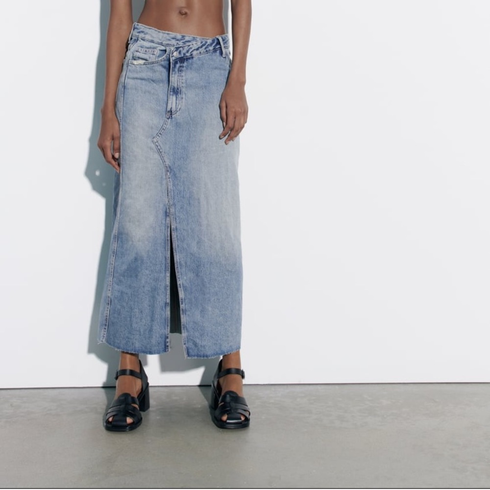 Long denim skirt - Zara TRF